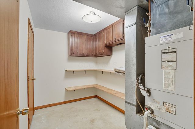 400 Brentwood Drive NE, Newark, OH 43055