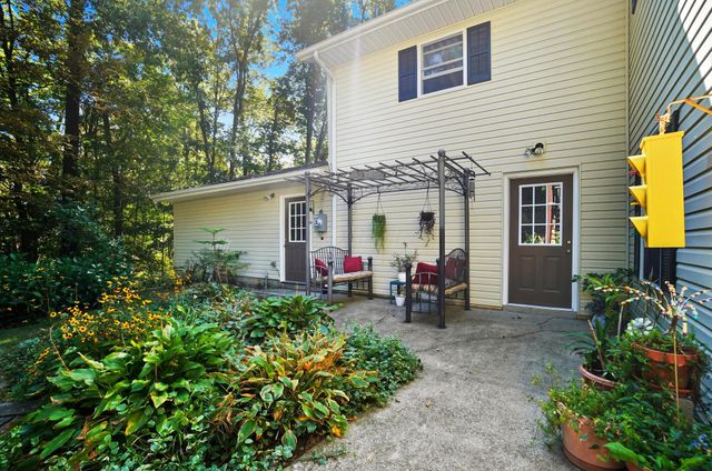 400 Brentwood Drive NE, Newark, OH 43055