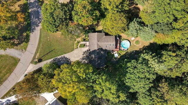 400 Brentwood Drive NE, Newark, OH 43055