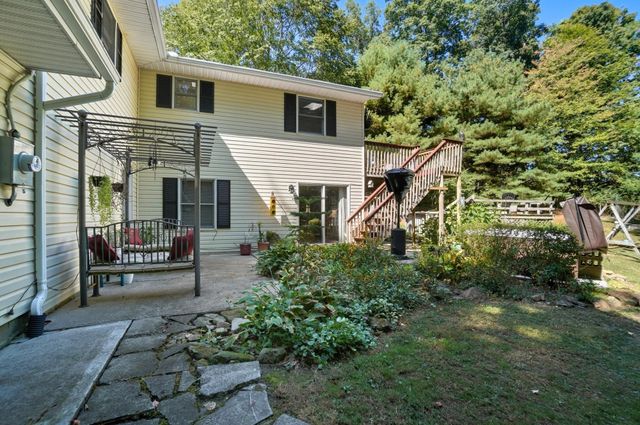 400 Brentwood Drive NE, Newark, OH 43055