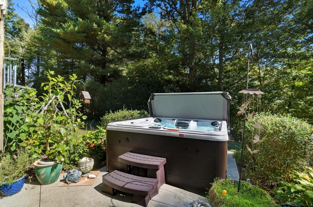 400 Brentwood Drive NE, Newark, OH 43055