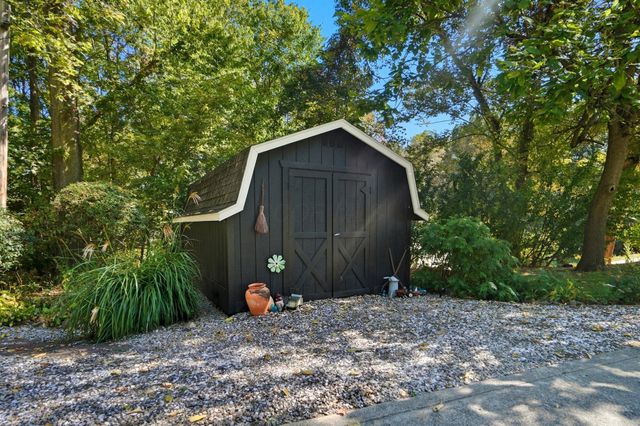 400 Brentwood Drive NE, Newark, OH 43055