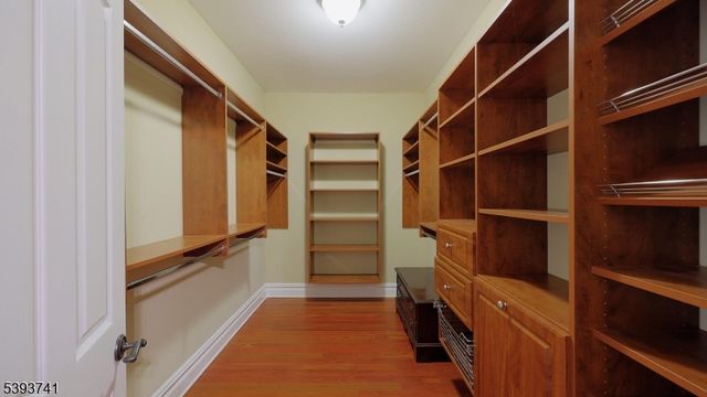 115 Old Somerset Rd, Watchung Boro, NJ 07069