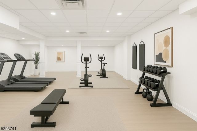115 Old Somerset Rd, Watchung Boro, NJ 07069