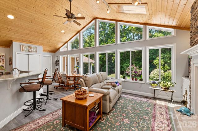 12 Highlander Lane, Hendersonville, NC 28792