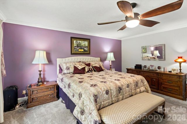 12 Highlander Lane, Hendersonville, NC 28792