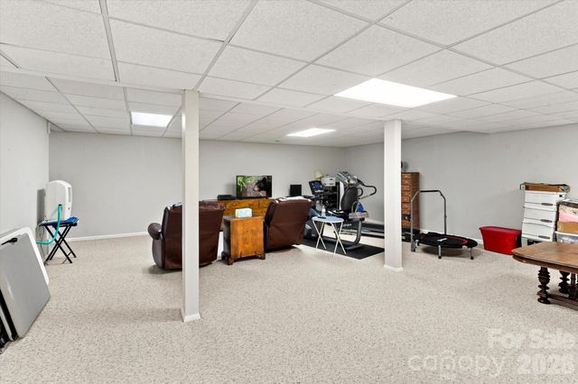 12 Highlander Lane, Hendersonville, NC 28792