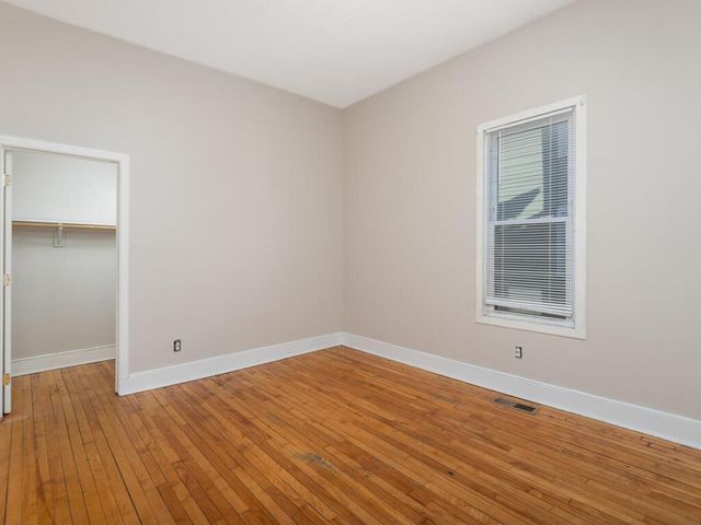 2100 Dupont Avenue N, Minneapolis, MN 55411