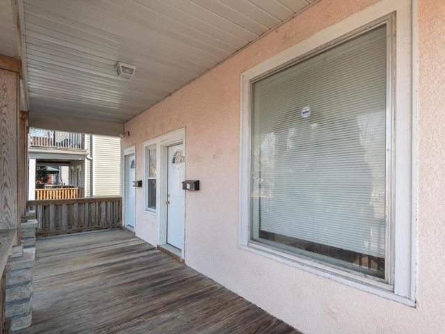 2100 Dupont Avenue N, Minneapolis, MN 55411