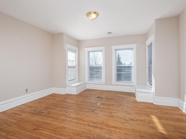 2100 Dupont Avenue N, Minneapolis, MN 55411