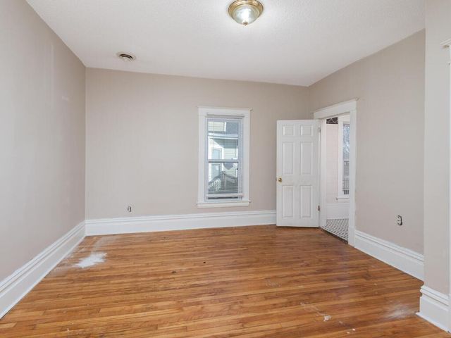 2100 Dupont Avenue N, Minneapolis, MN 55411