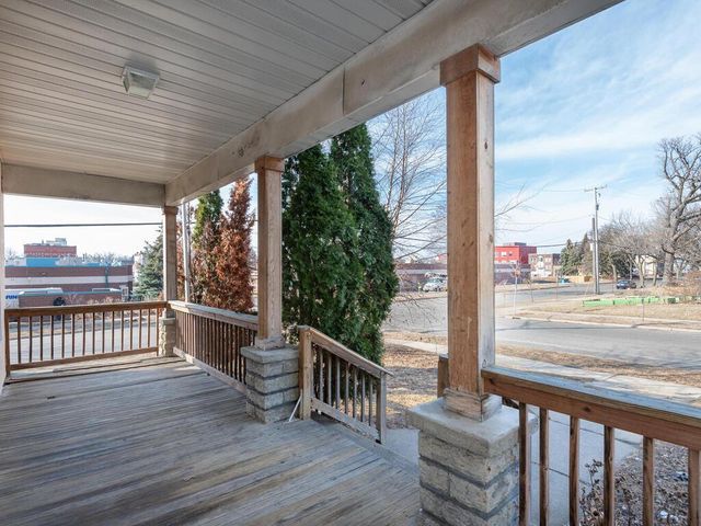 2100 Dupont Avenue N, Minneapolis, MN 55411