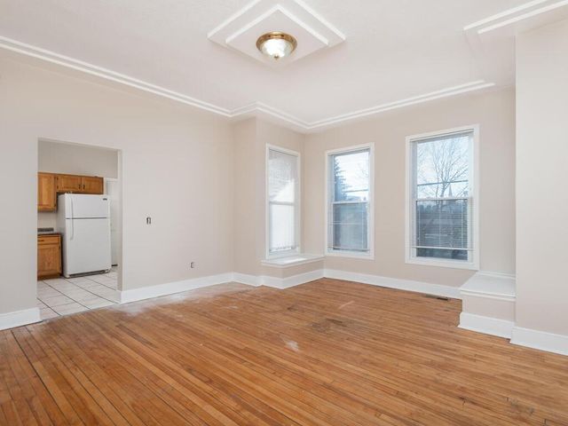 2100 Dupont Avenue N, Minneapolis, MN 55411