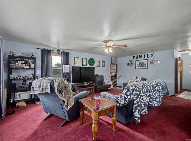 2311 Lashbrook Road, Boonville, IN 47601