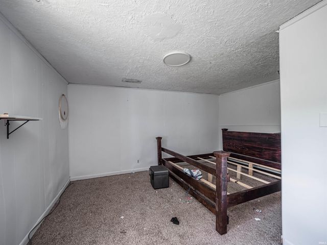 2311 Lashbrook Road, Boonville, IN 47601