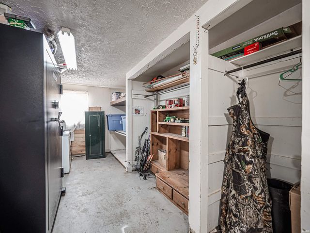 2311 Lashbrook Road, Boonville, IN 47601