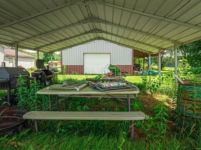 2311 Lashbrook Road, Boonville, IN 47601
