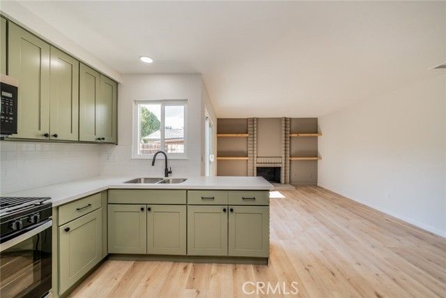 3048 Strassbourg Drive, Riverside, CA 92504