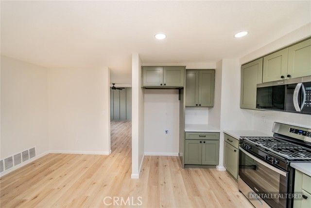 3048 Strassbourg Drive, Riverside, CA 92504