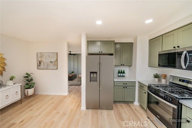 3048 Strassbourg Drive, Riverside, CA 92504