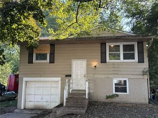 1713 N Arapaho Court, Independence, MO 64058