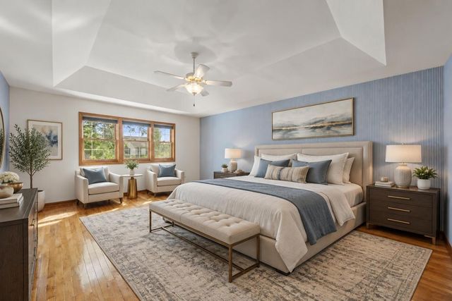 1N145 Glenrise Court, Glen Ellyn, IL 60137