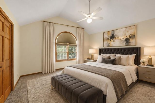 1N145 Glenrise Court, Glen Ellyn, IL 60137