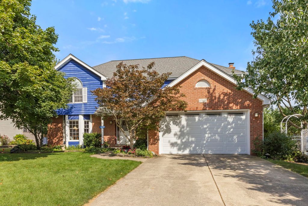 1N145 Glenrise Court, Glen Ellyn, IL 60137