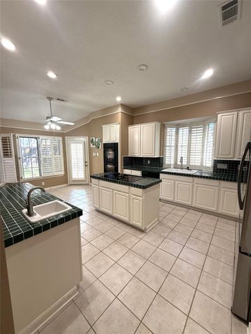 12810 Apple Forest Trail, Houston, TX 77065