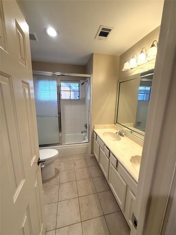 12810 Apple Forest Trail, Houston, TX 77065