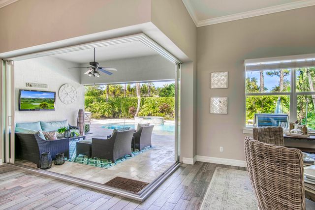 217 Shores Pointe Drive, Jupiter, FL 33458