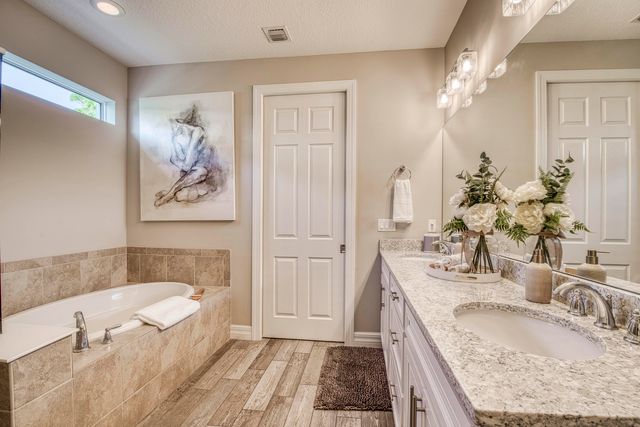 217 Shores Pointe Drive, Jupiter, FL 33458