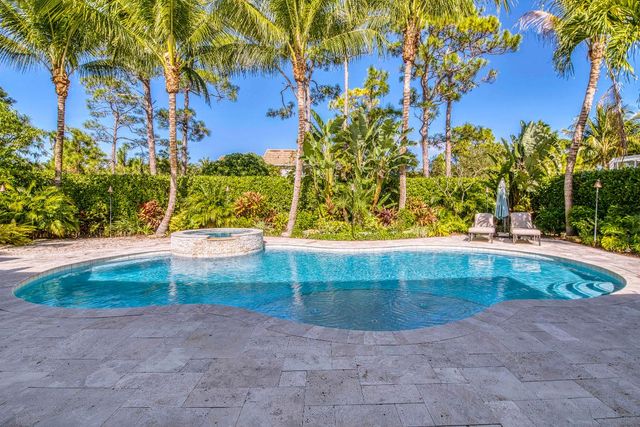 217 Shores Pointe Drive, Jupiter, FL 33458