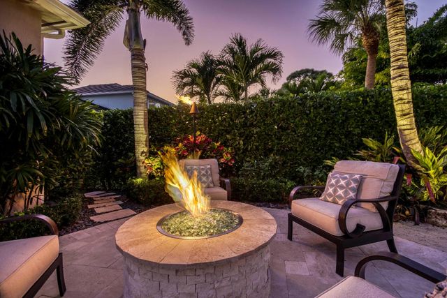 217 Shores Pointe Drive, Jupiter, FL 33458