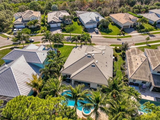 217 Shores Pointe Drive, Jupiter, FL 33458