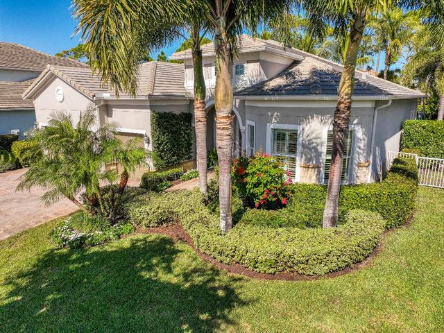 217 Shores Pointe Drive, Jupiter, FL 33458