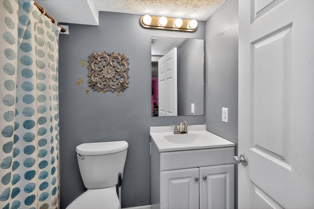 1826 Donco Court, Lexington, KY 40505