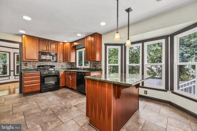 11512 BEND BOW DR, Fredericksburg, VA 22407