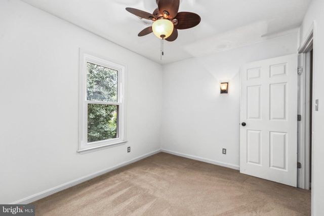 11512 BEND BOW DR, Fredericksburg, VA 22407