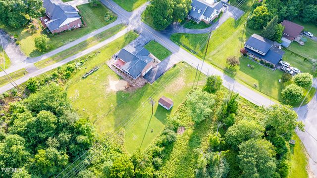 446 Harry Fry Drive, Gate City, VA 24251