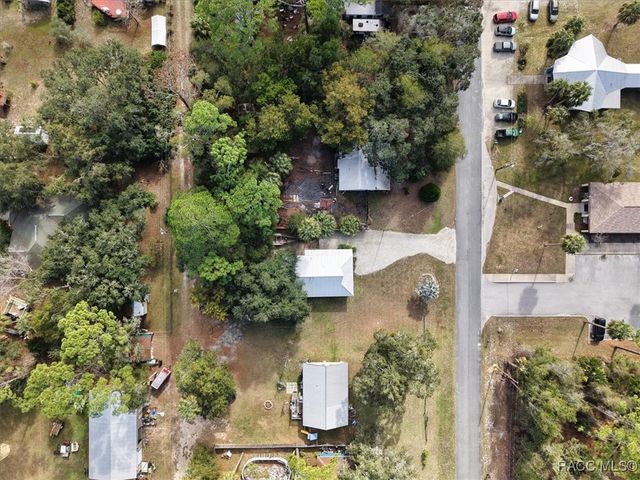 18 56th Street, Yankeetown, FL 34498