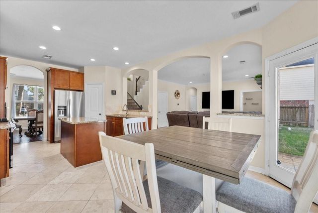 19007 Hikers Trail Drive, Humble, TX 77346