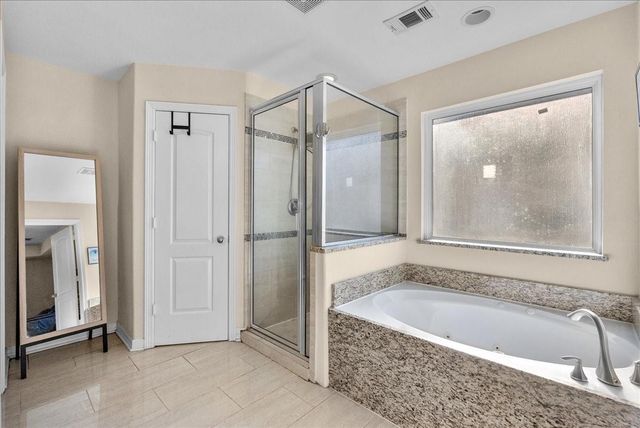 19007 Hikers Trail Drive, Humble, TX 77346