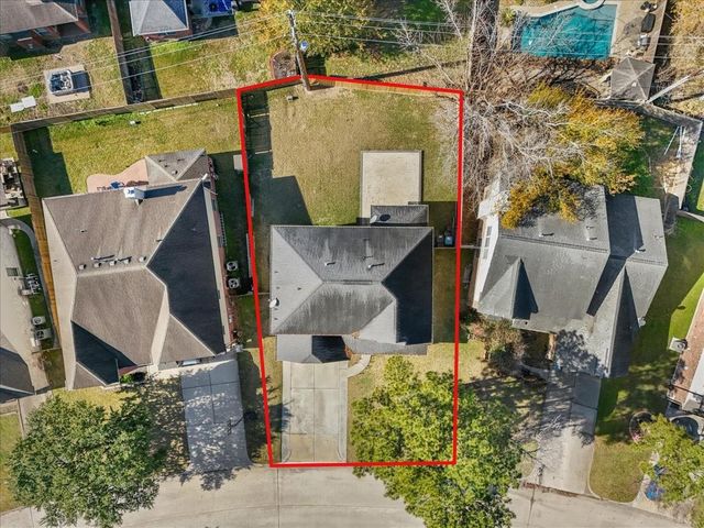 19007 Hikers Trail Drive, Humble, TX 77346