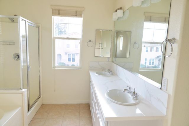 701 Ferrier Way, Folsom, CA 95630