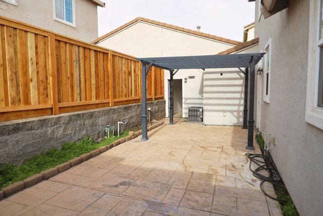 701 Ferrier Way, Folsom, CA 95630