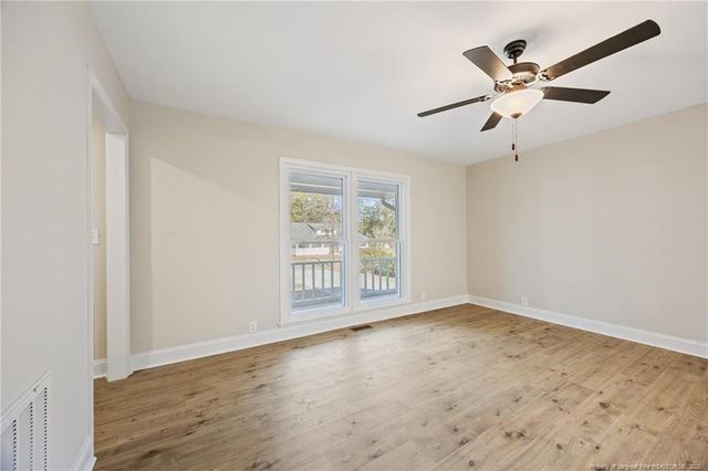 312 E Donaldson Avenue, Raeford, NC 28376