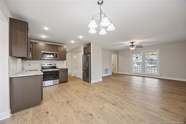 312 E Donaldson Avenue, Raeford, NC 28376