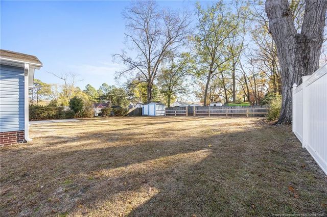 312 E Donaldson Avenue, Raeford, NC 28376