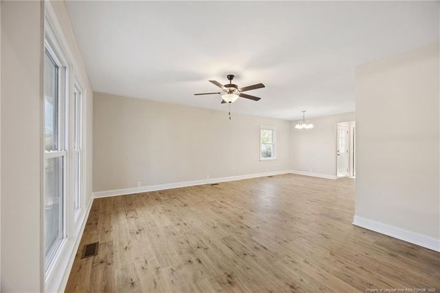 312 E Donaldson Avenue, Raeford, NC 28376